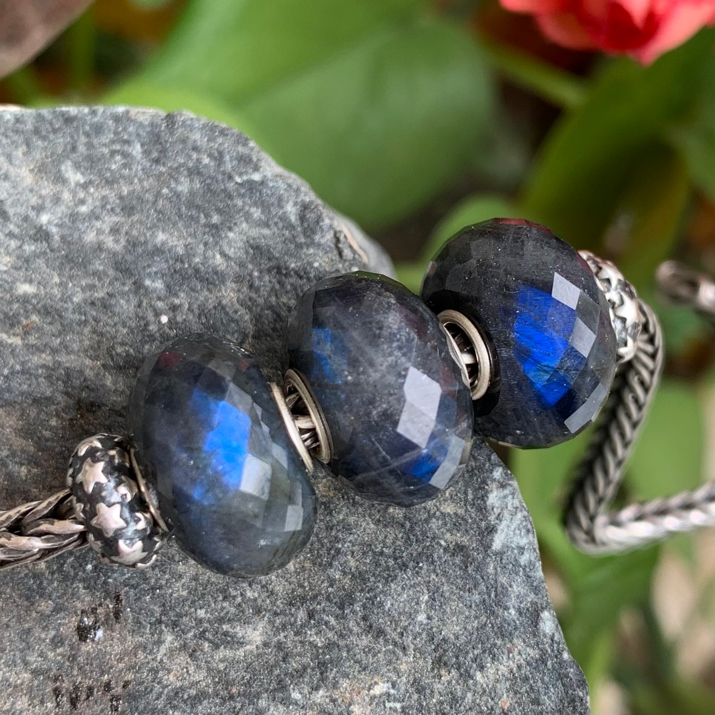 Gergous Faceted Dark Black Labradorite Beads With Blue Flash Gemstone Beads Fit for Charm European Bracelets