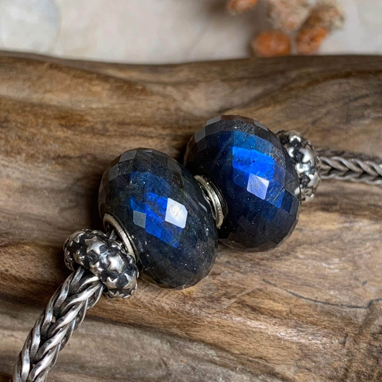 Gergous Faceted Dark Black Labradorite Beads With Blue Flash Gemstone Beads Fit for Charm European Bracelets