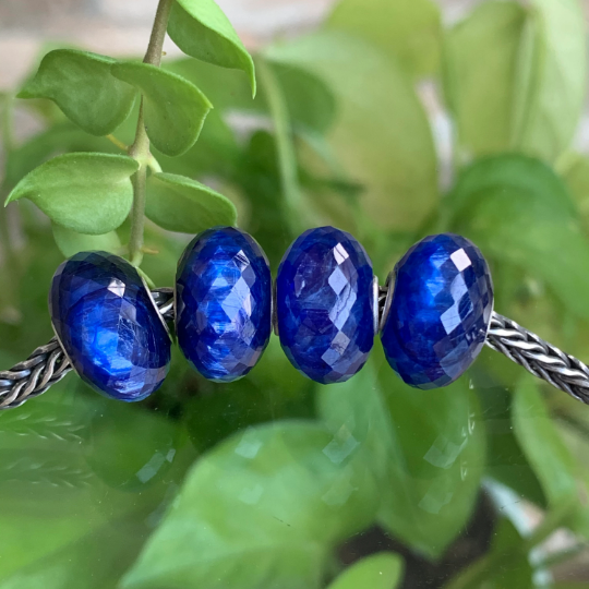 Natural Gemstone Beads Faceted Blue Kyanite Cyanite Disthene beads with Silver Core for European Charm Trollbeads Bracelet or Pandora Bangle