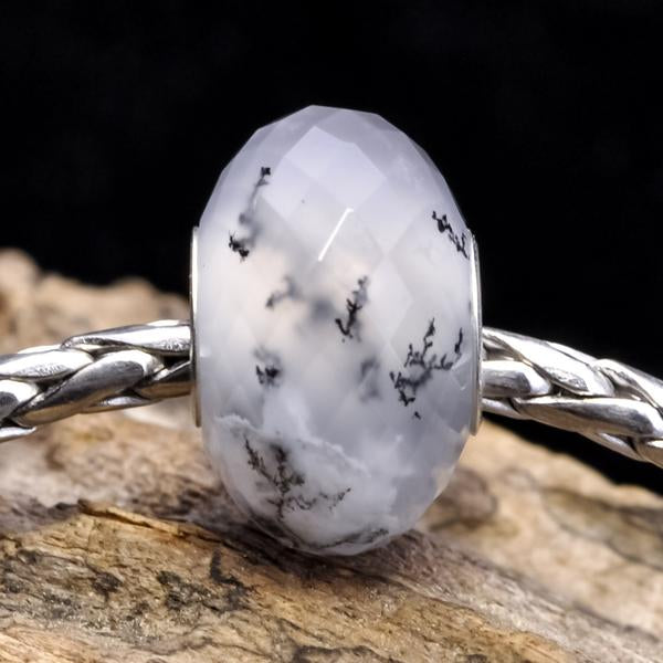 Faceted Agate Dendritic Partially Transparent Bead4