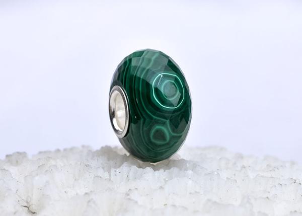 Faceted Blackish Green Malachite bead5