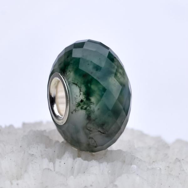 Faceted Green Waterweeds Agate Bead 2
