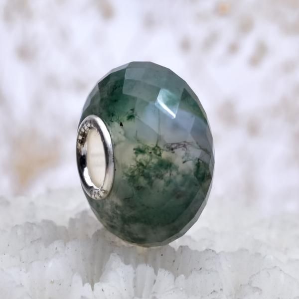 Faceted Green Waterweeds Agate Bead 3