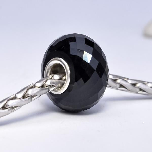 Faceted Obsidian Gemstone black1