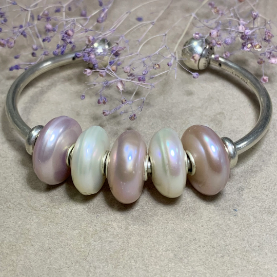 Beautiful Natural Flat Freshwater Pearl Value Beads White Purple Lilac Beads for Trollbeads Bracelets and Some of the Pandora Bangles