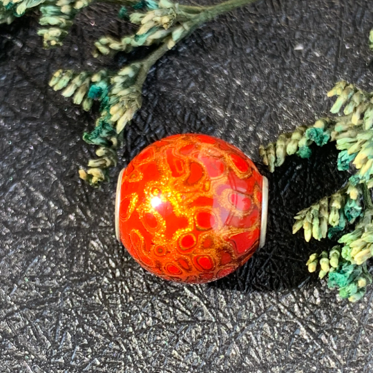 Gorgeous Red Natural Resin Painted Handmade Wooden Beads Wood Beads with Silver Core for Trollbeads Bracelets or Some Pandora Bangles