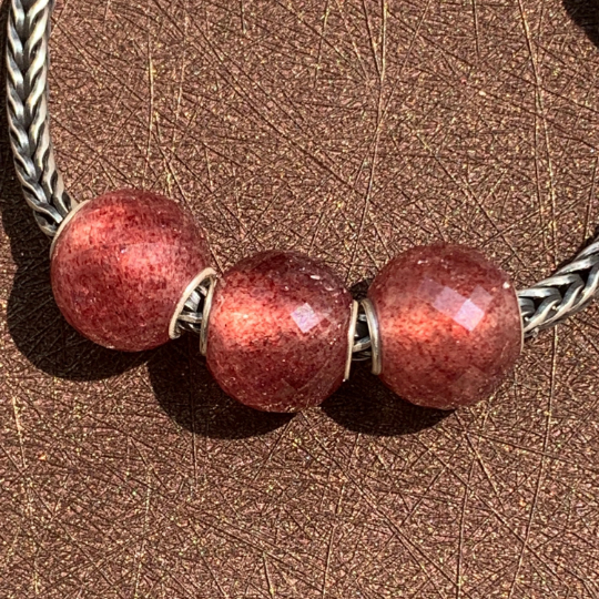 Strawberry Quartz Charm Faceted Round Beads Red Strawberry Quartz with Silver Core Artisan Beads for European Bracelet and Bangles