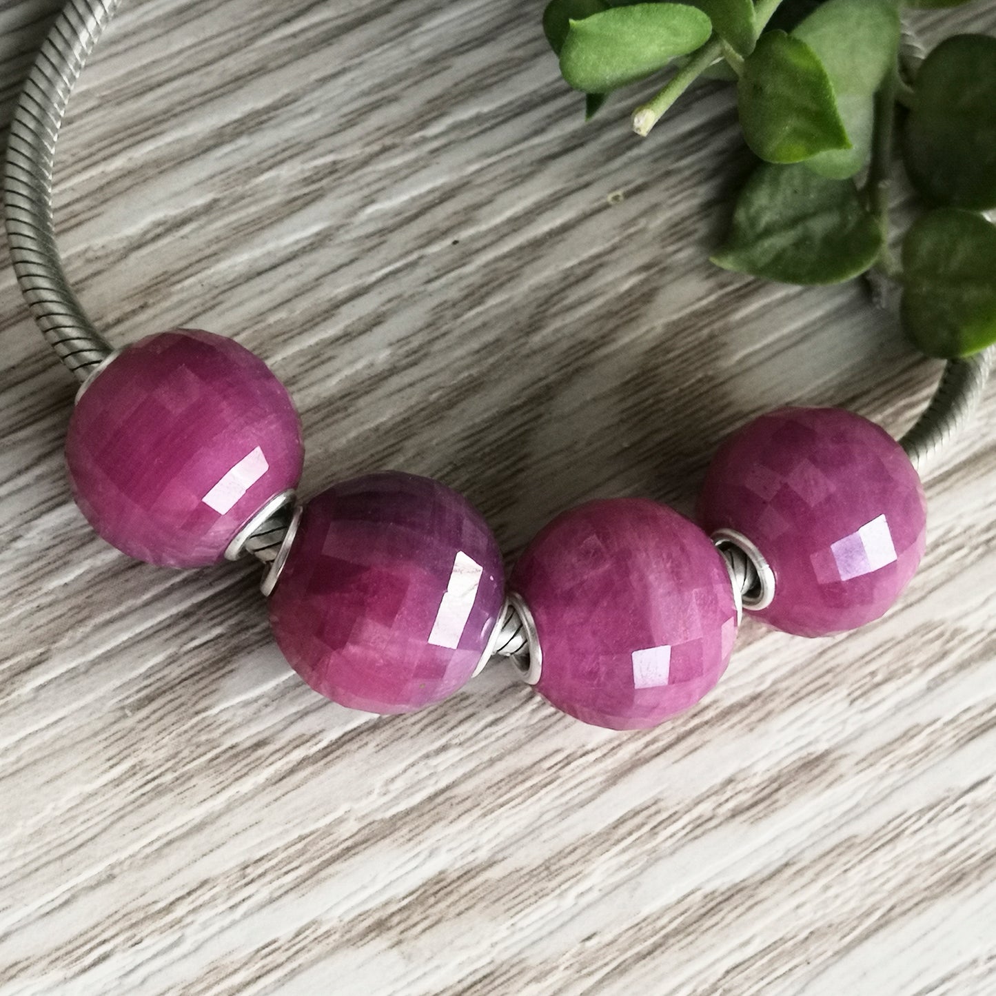Natural Round Ruby Bead Hand Made Jewelry with Small Core for Charm Bracelets